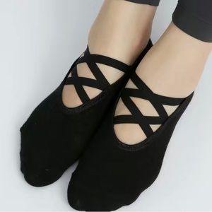 Pilates-Barre-Yoga Grip Socks